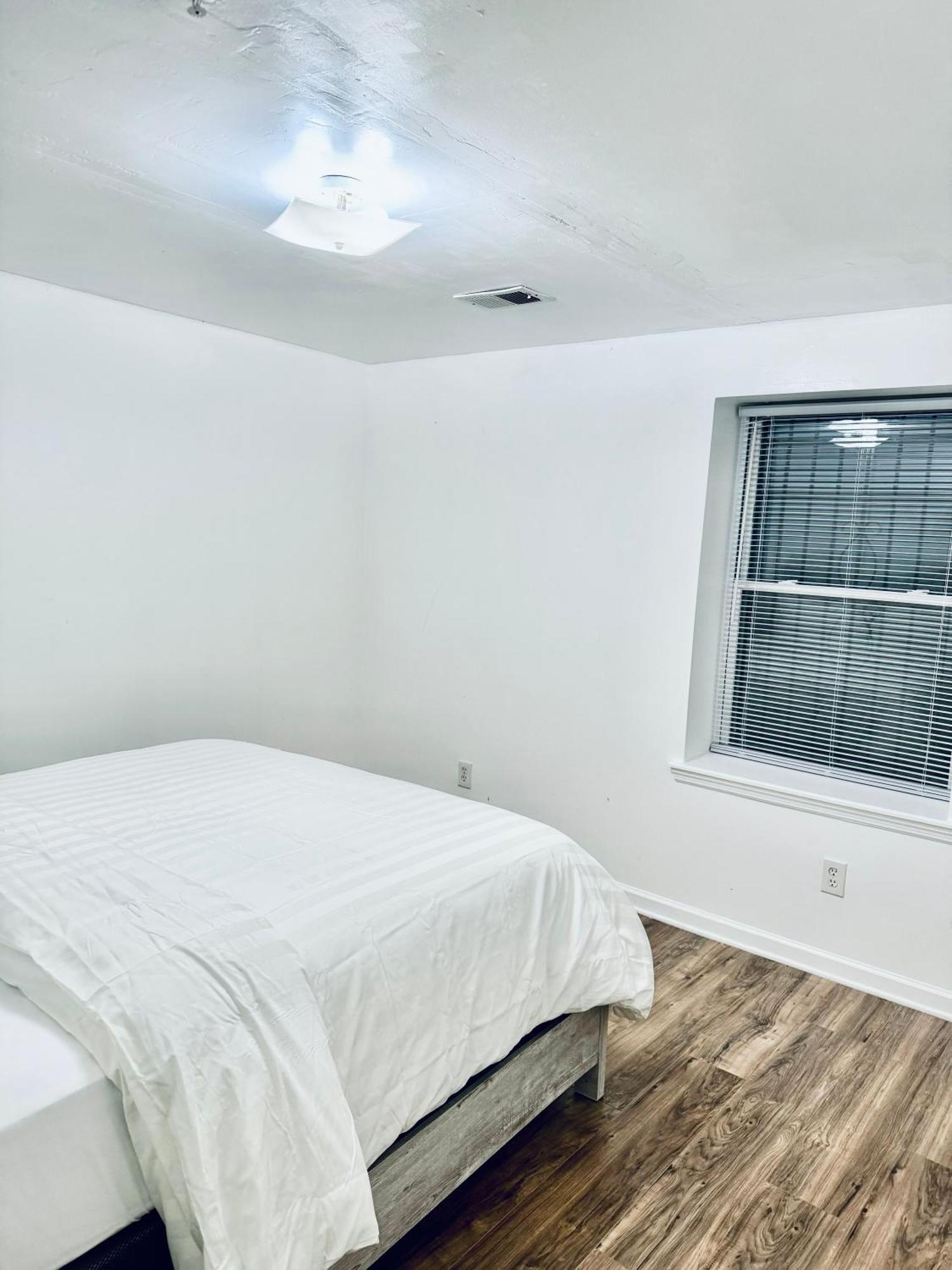 Cozy Evergreen Apartment By Newark Airport Exterior photo