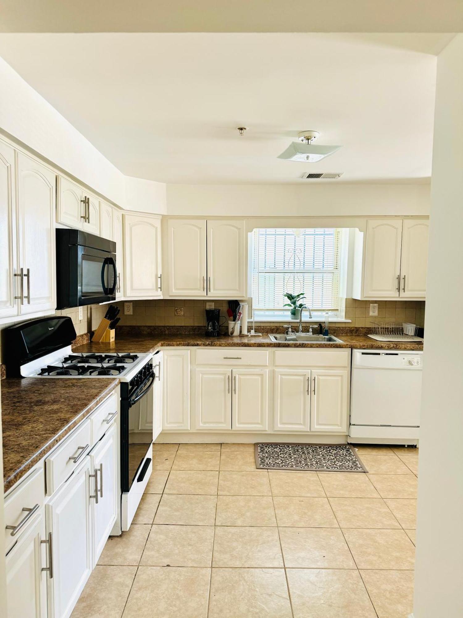 Cozy Evergreen Apartment By Newark Airport Exterior photo
